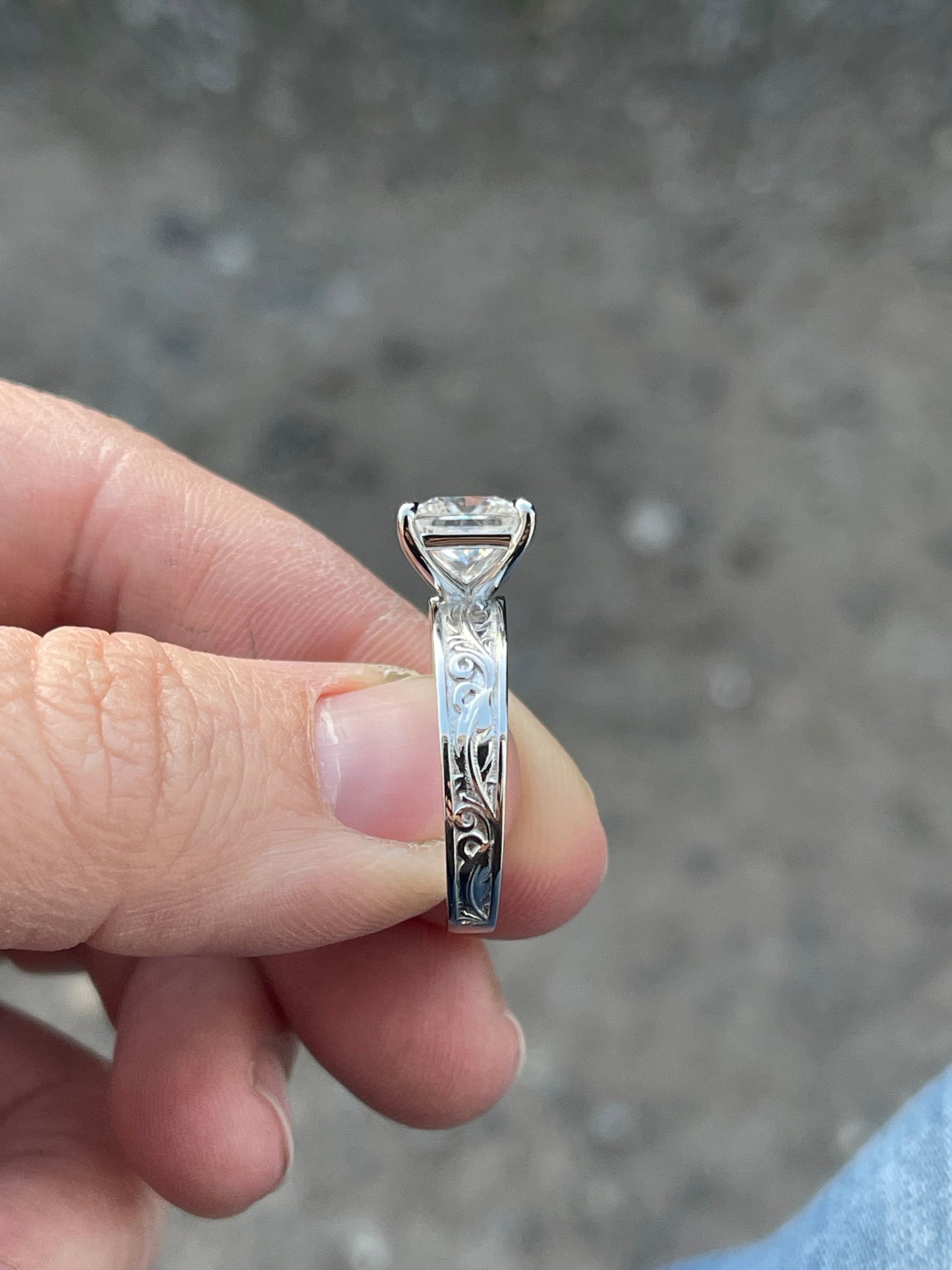 Kaylee 5US 10K White Gold Engagement Ring