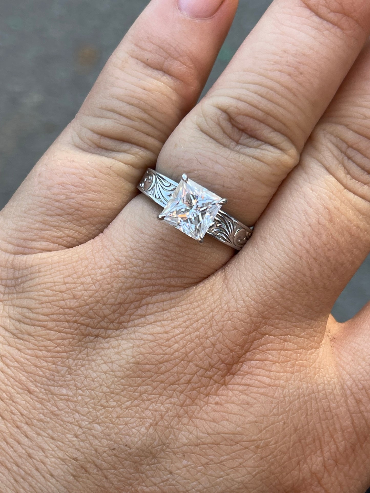 Presley 7.5US 10K White Gold Engagement Ring