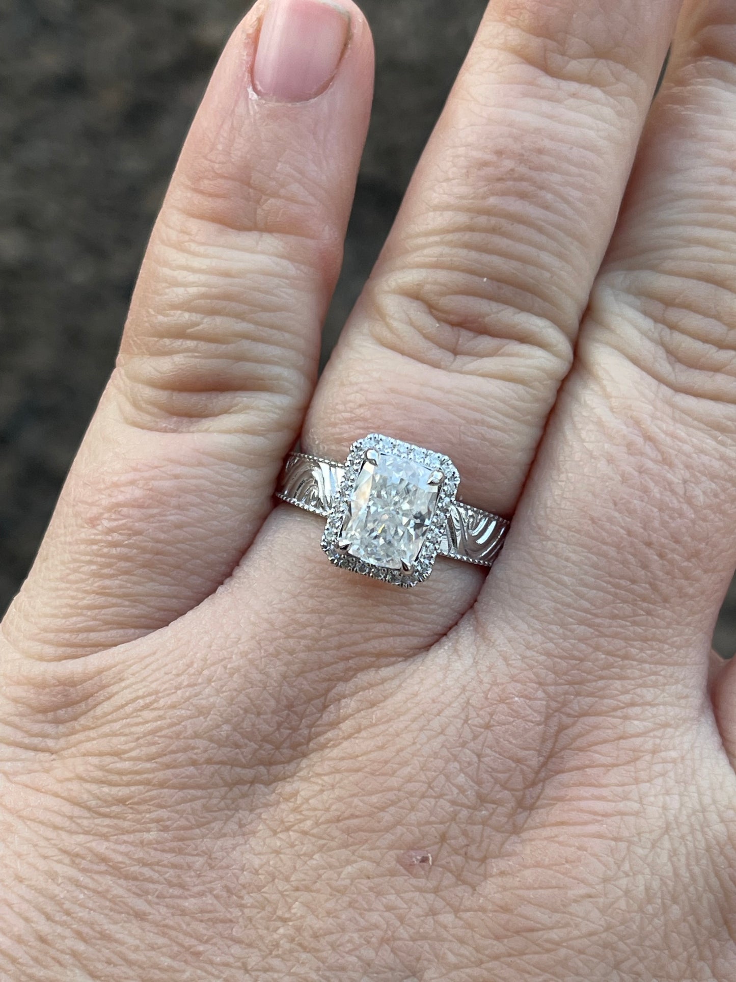 Sophia 6.5US 10K White Gold Engagement Ring