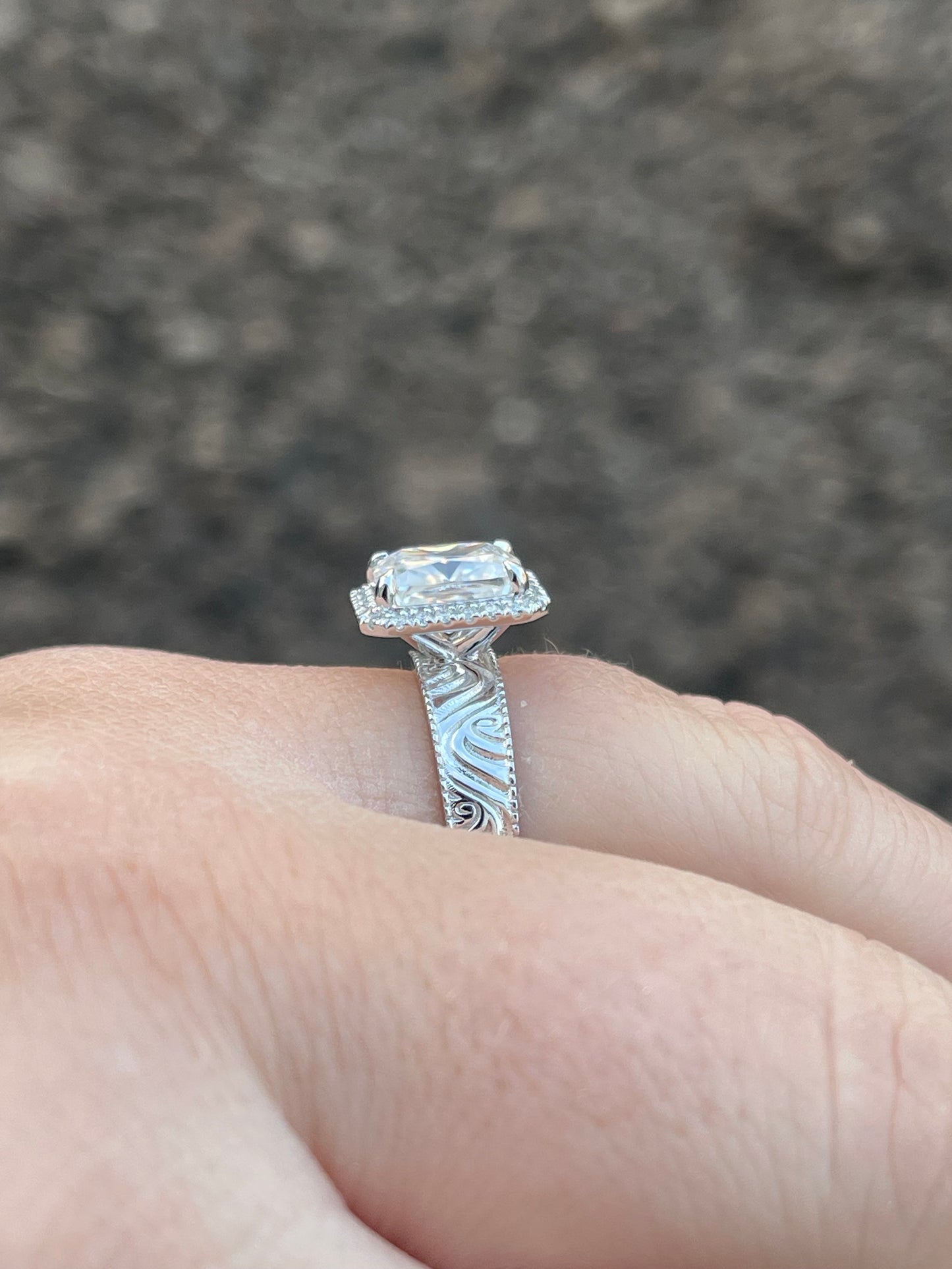 Sophia 6.5US 10K White Gold Engagement Ring
