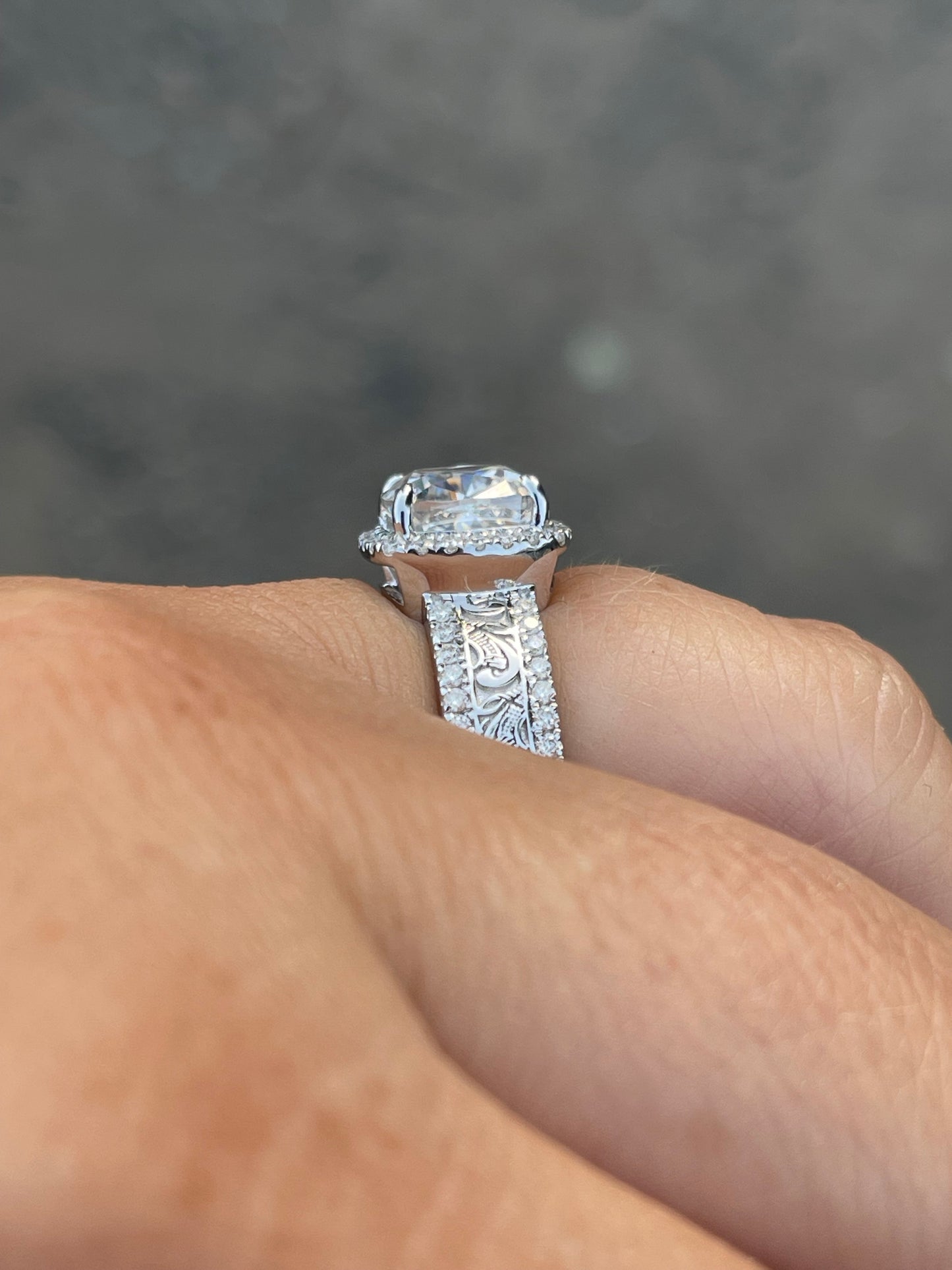 Jean (LP) 7US 10K White Gold Engagement Ring