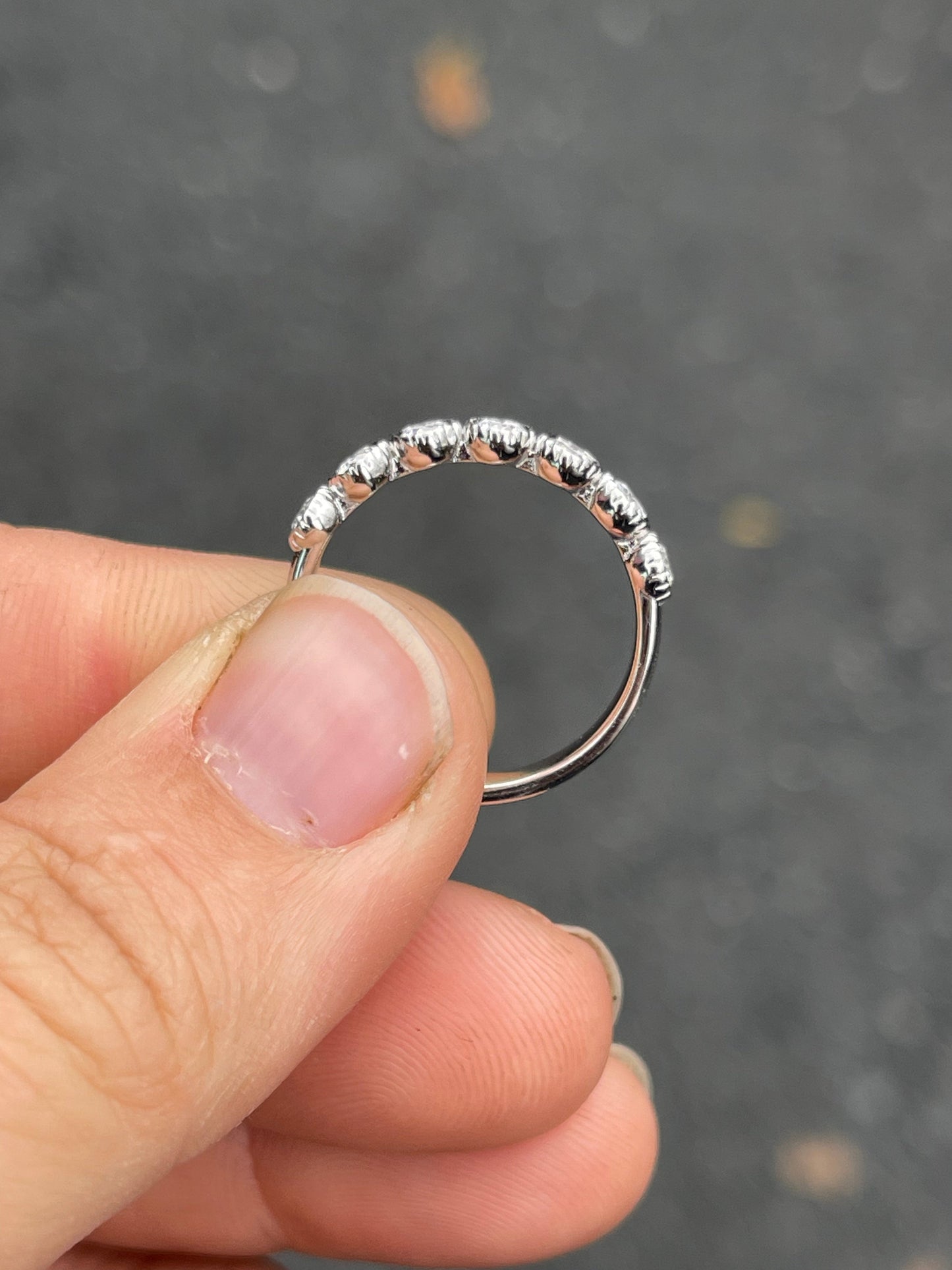 Minnie 7 Stone 9US Moissanite Sterling Silver Wedding Bands