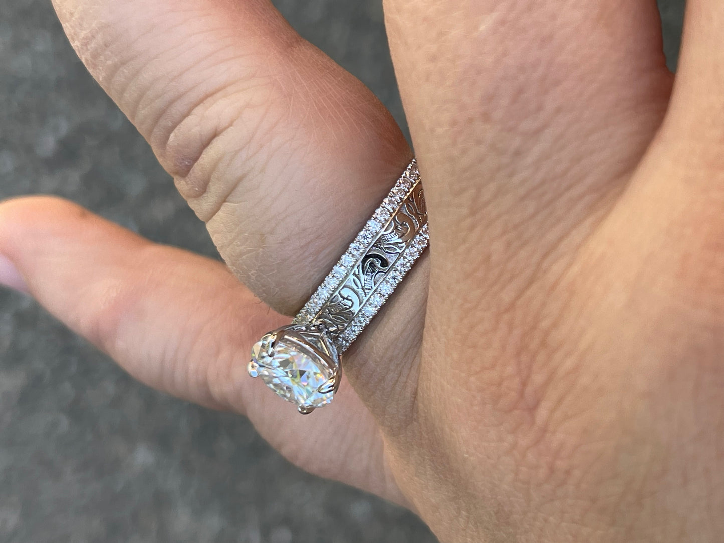Oaklee 6US 10K White Gold Engagement Ring