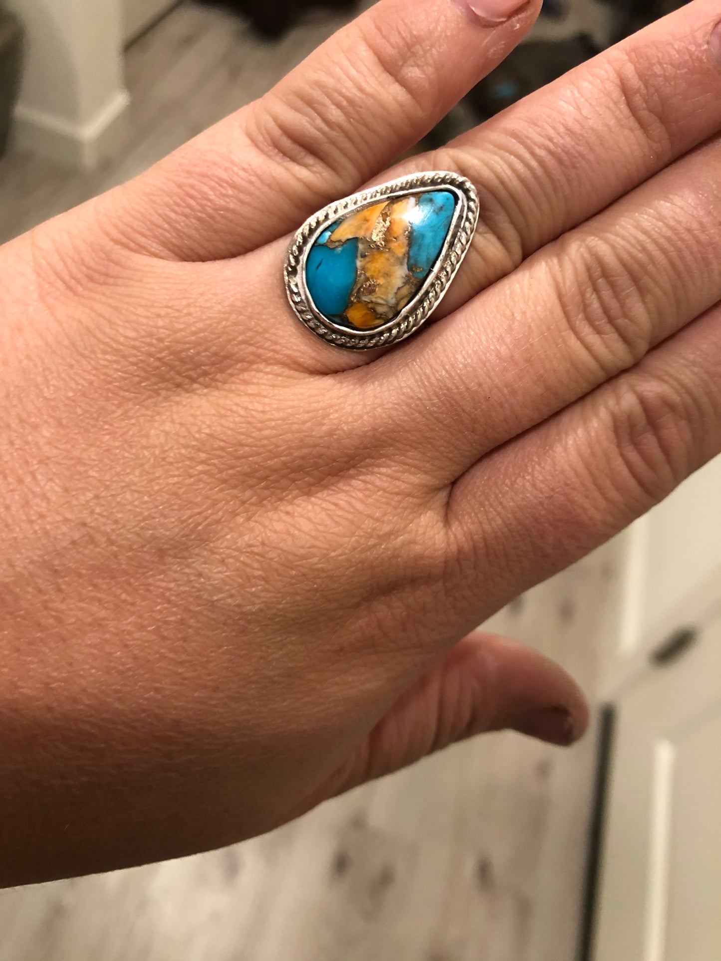 8US Sally Spiney Oyster & Kingsman Turquoise W/ Kendall Band Sterling Silver Ring