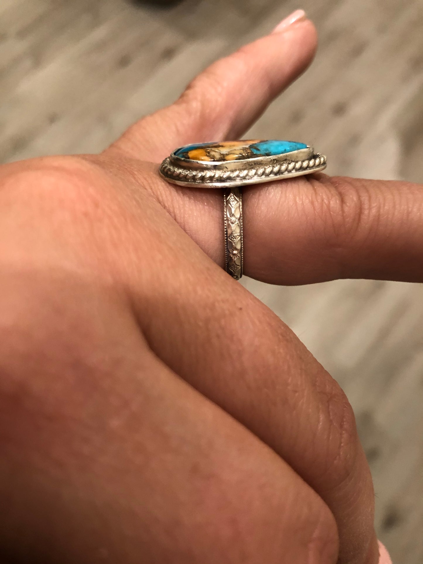 8US Sally Spiney Oyster & Kingsman Turquoise W/ Kendall Band Sterling Silver Ring