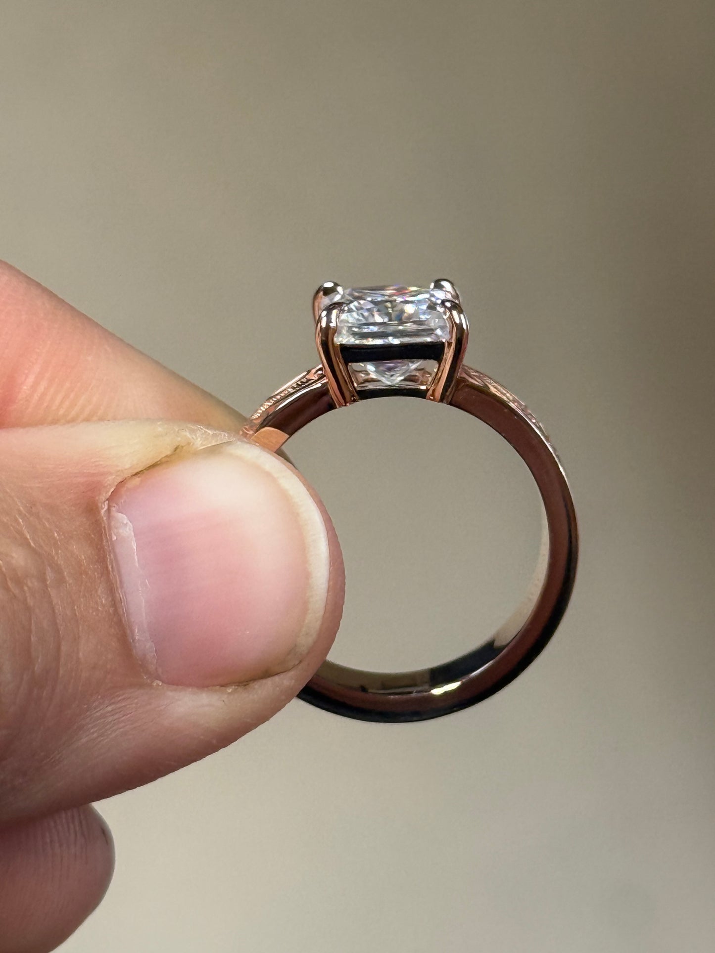 Priscilla (LP) 8US 10K Rose Gold Engagement Ring