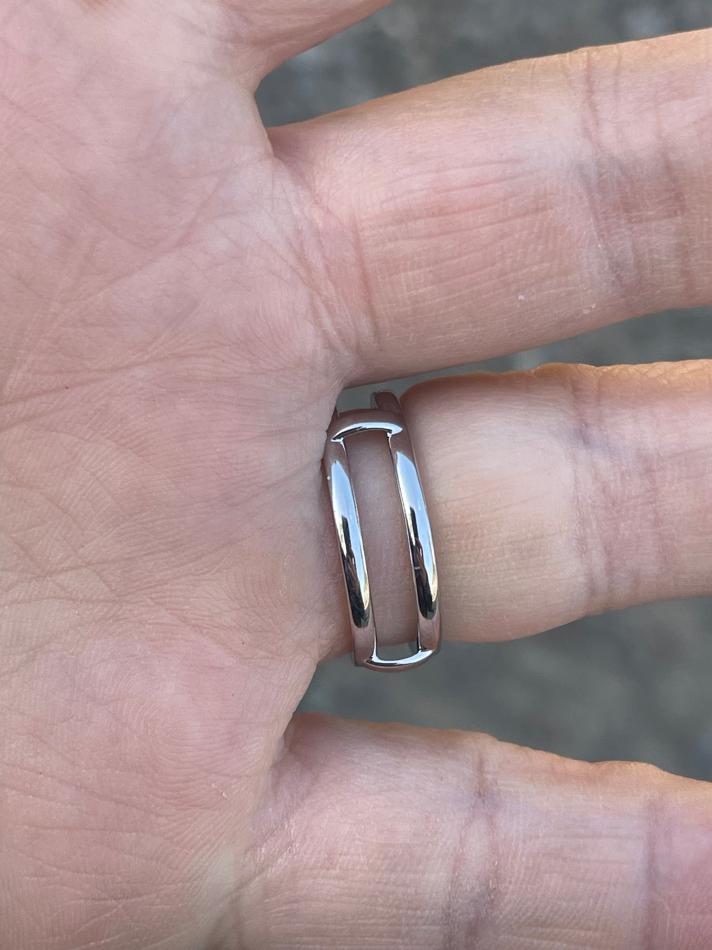 Ridley Moissanite Wedding Band