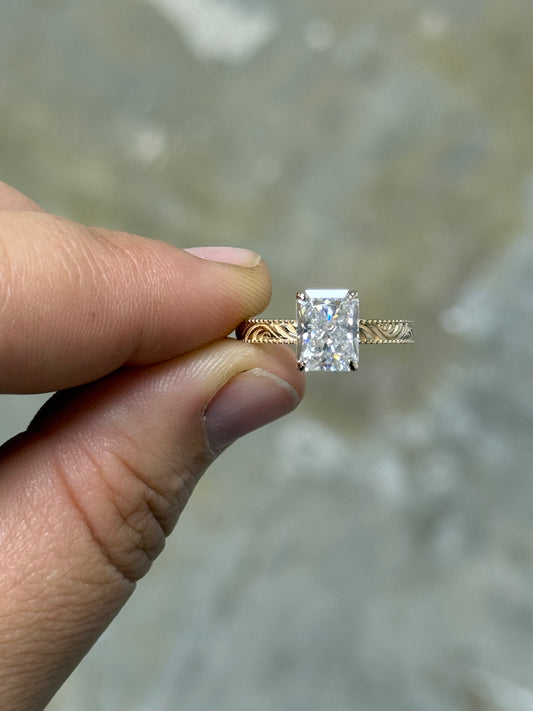 Beth 8.5US 14K Yellow Gold Engagement Ring