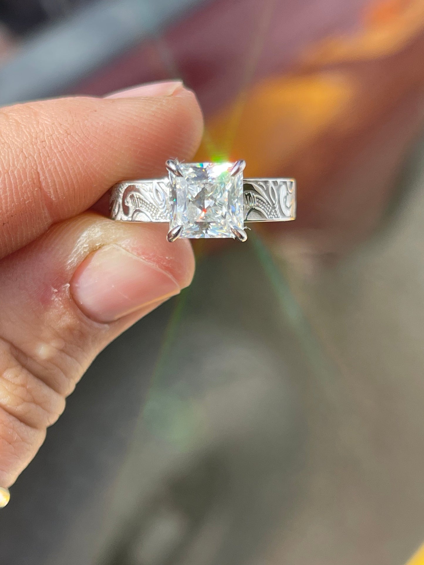 Priscilla 7US 10K White Gold Engagement Ring
