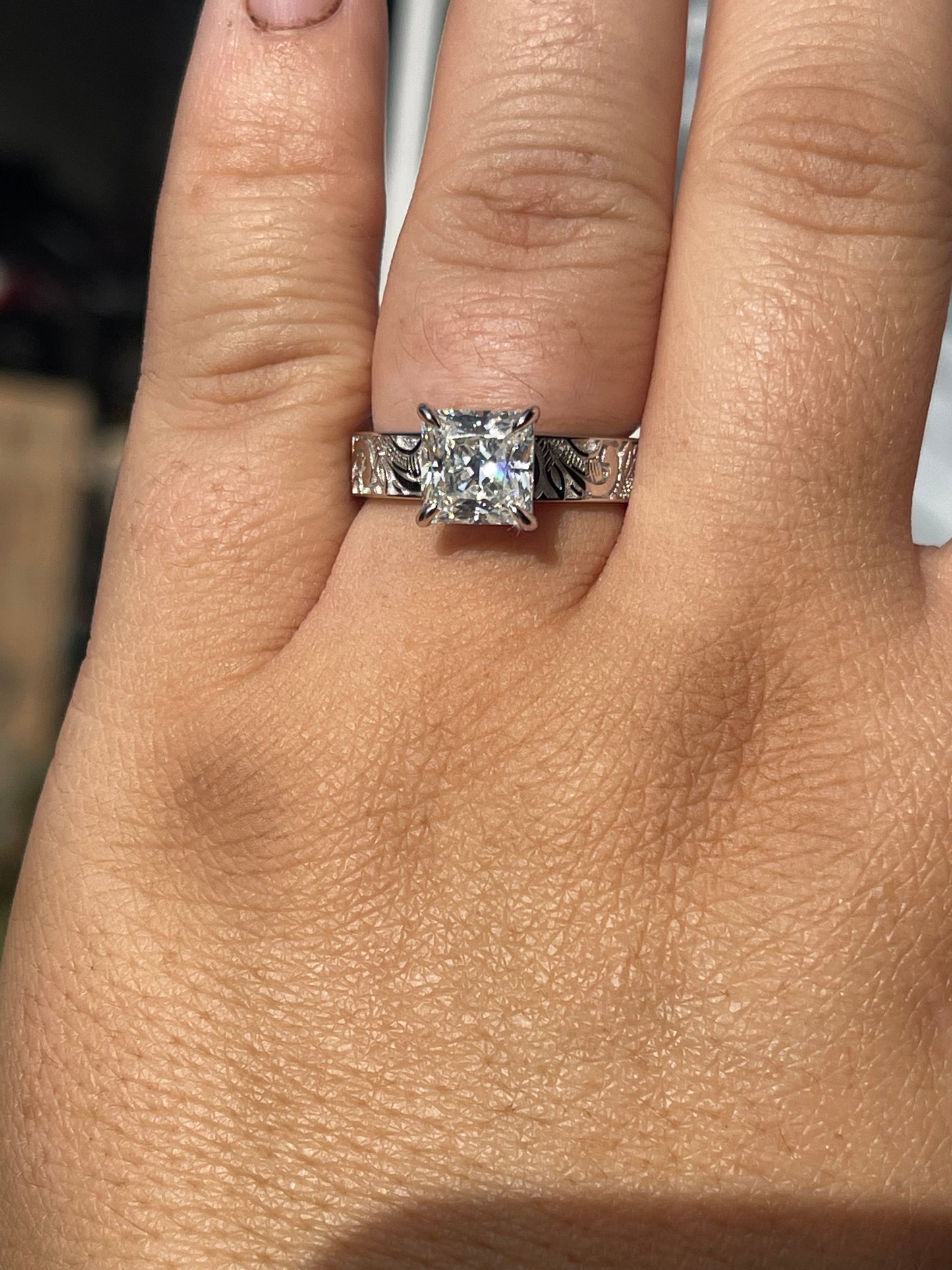 Priscilla 9.25US 10K White Gold Engagement Ring