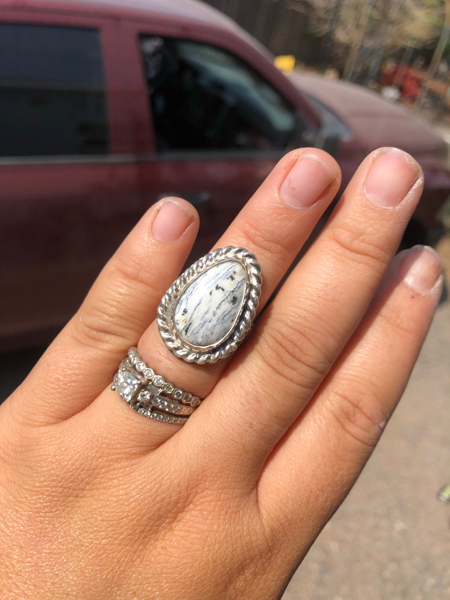 8US Misty White Buffalo Turquoise w/ Pattern Band Sterling Silver Ring