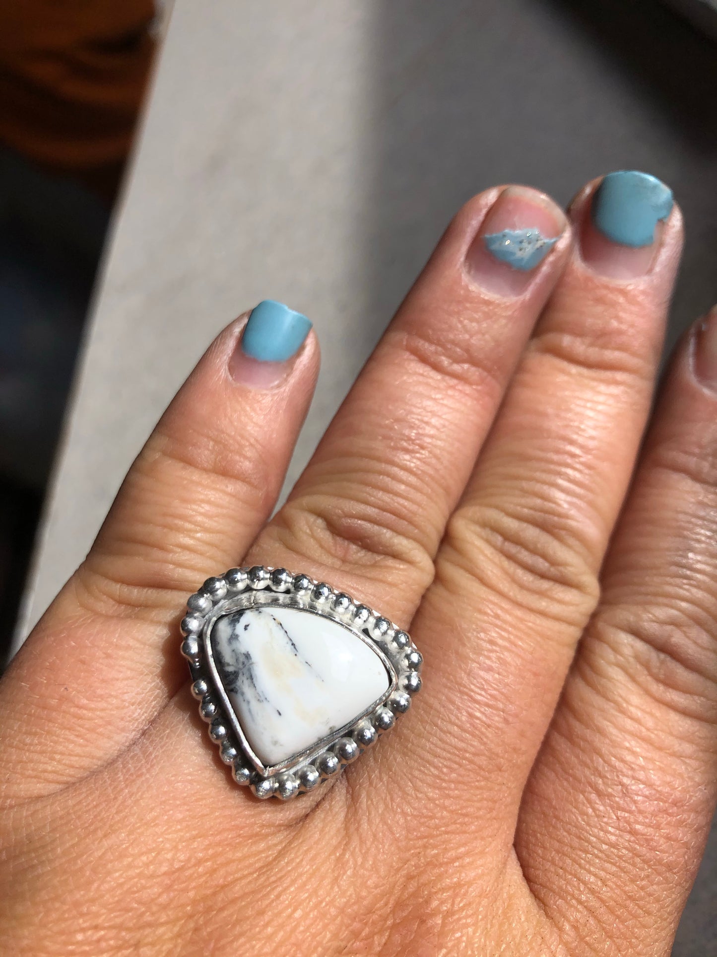 8US Miss White Buffalo Turquoise  w/ Pattern Band Sterling Silver Ring